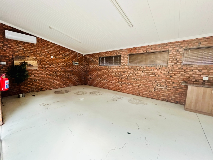 To Let commercial Property for Rent in Dan Pienaar Free State